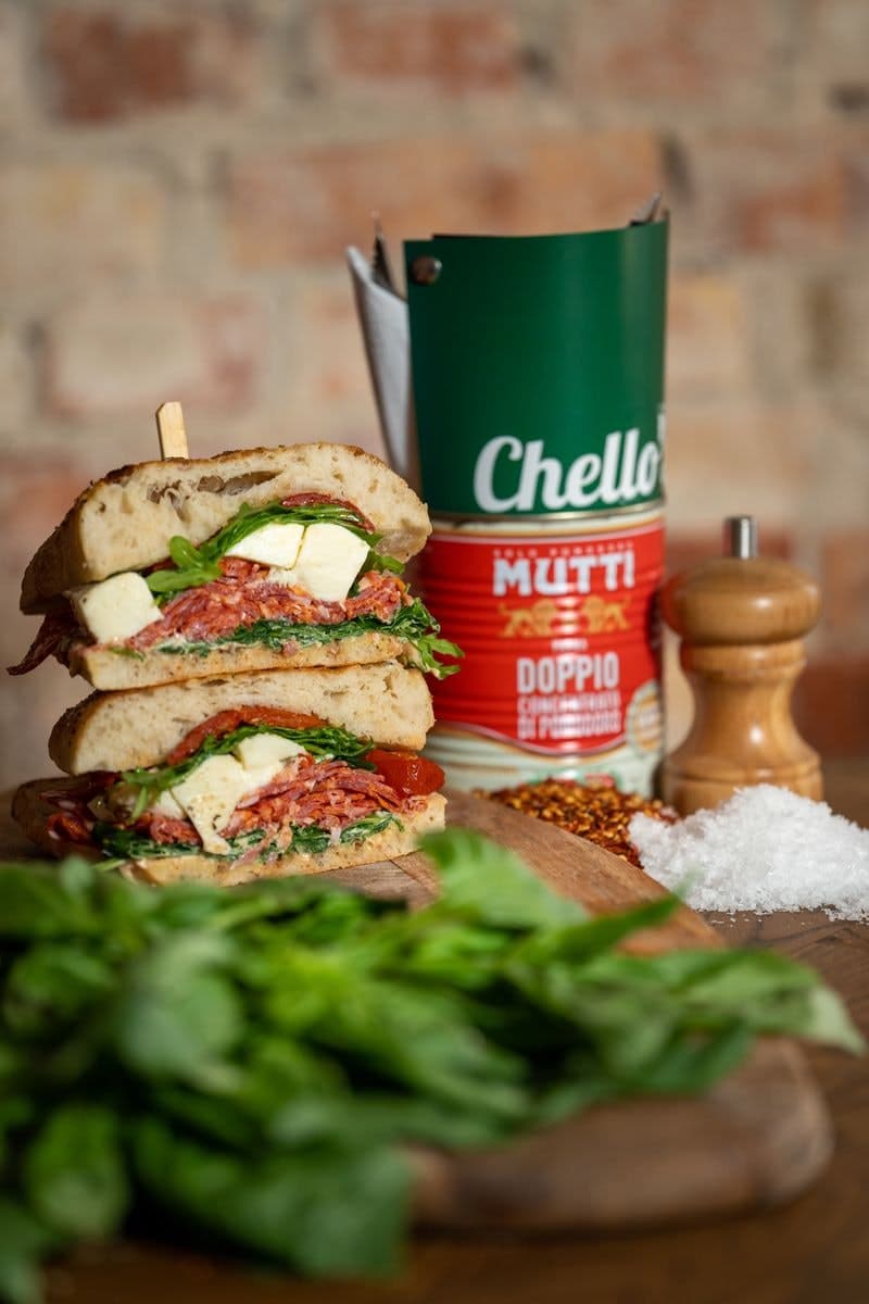 Chellos Pizza & Sandwich
